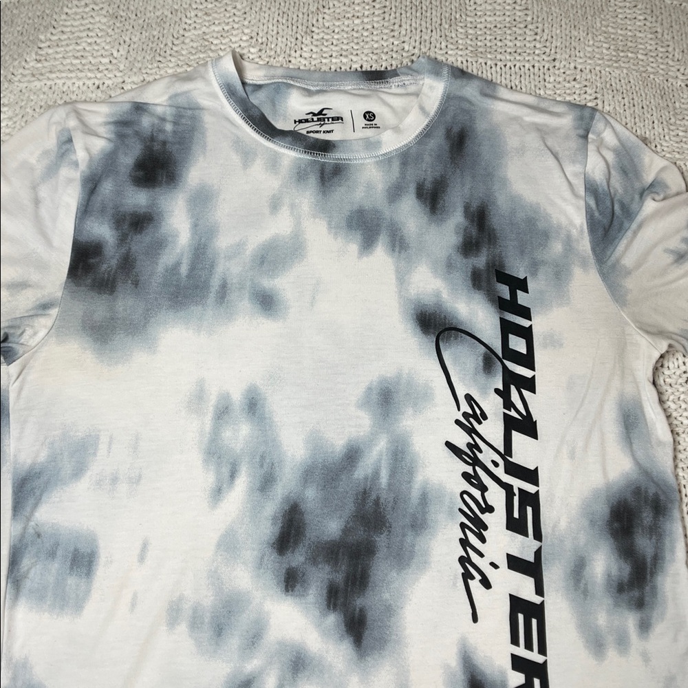Hollister Tshirt - Picture 2 of 10